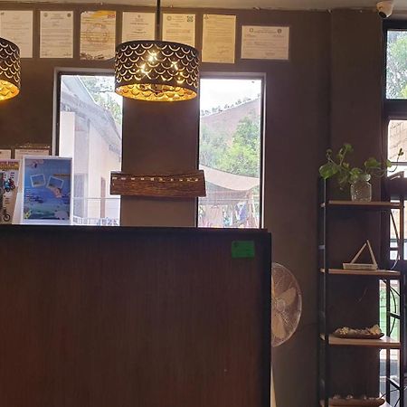 Aj Tourist Inn 科隆 外观 照片