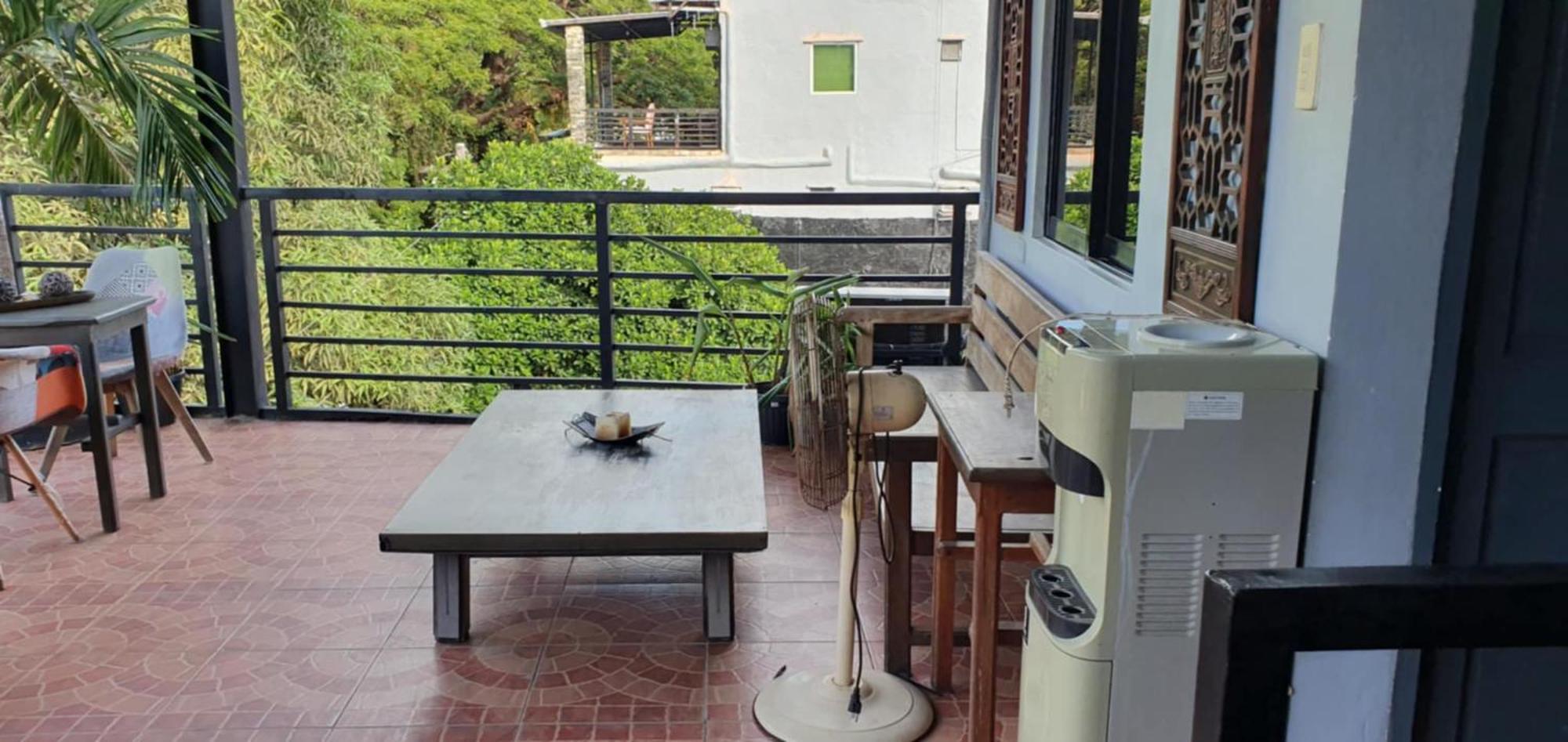 Aj Tourist Inn 科隆 外观 照片