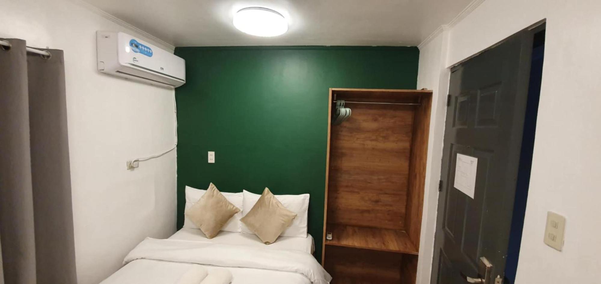 Aj Tourist Inn 科隆 外观 照片