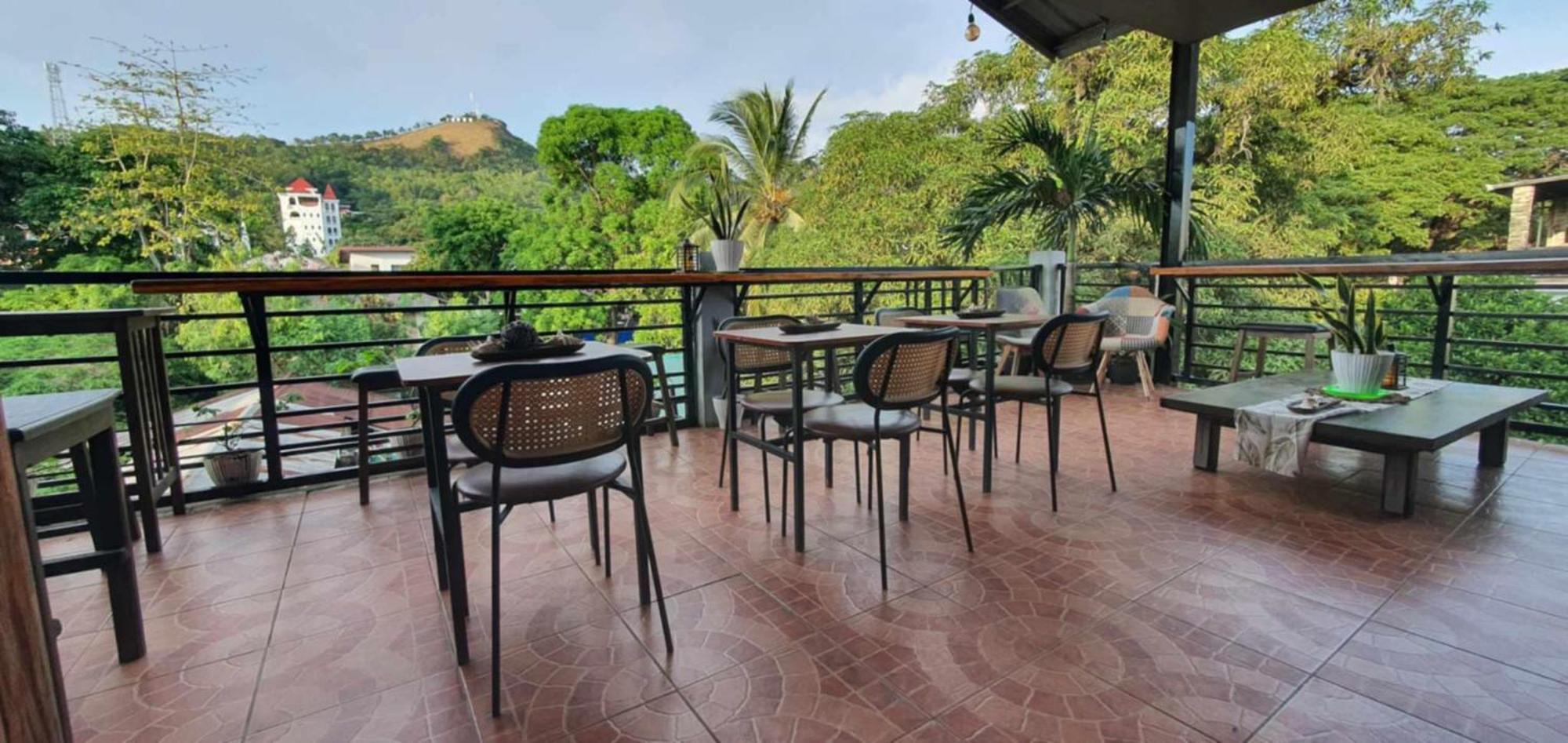 Aj Tourist Inn 科隆 外观 照片