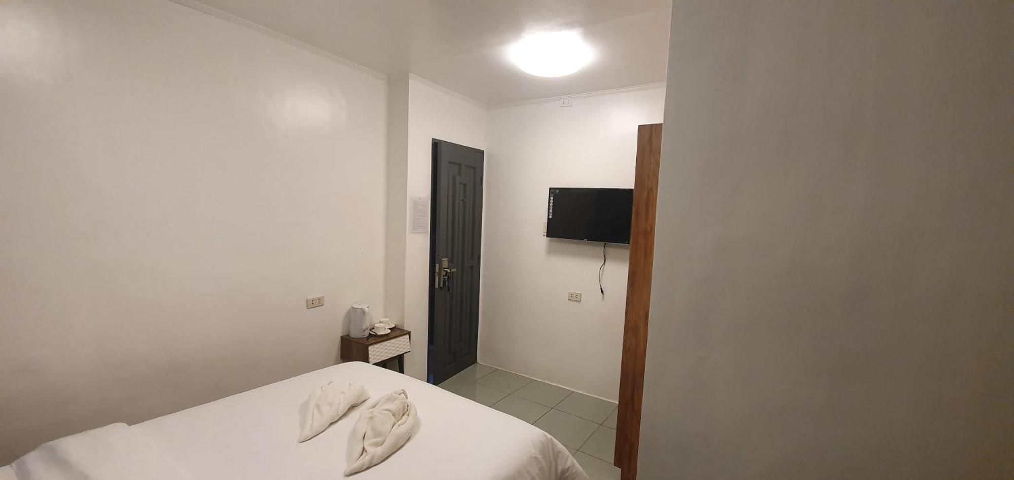 Aj Tourist Inn 科隆 外观 照片