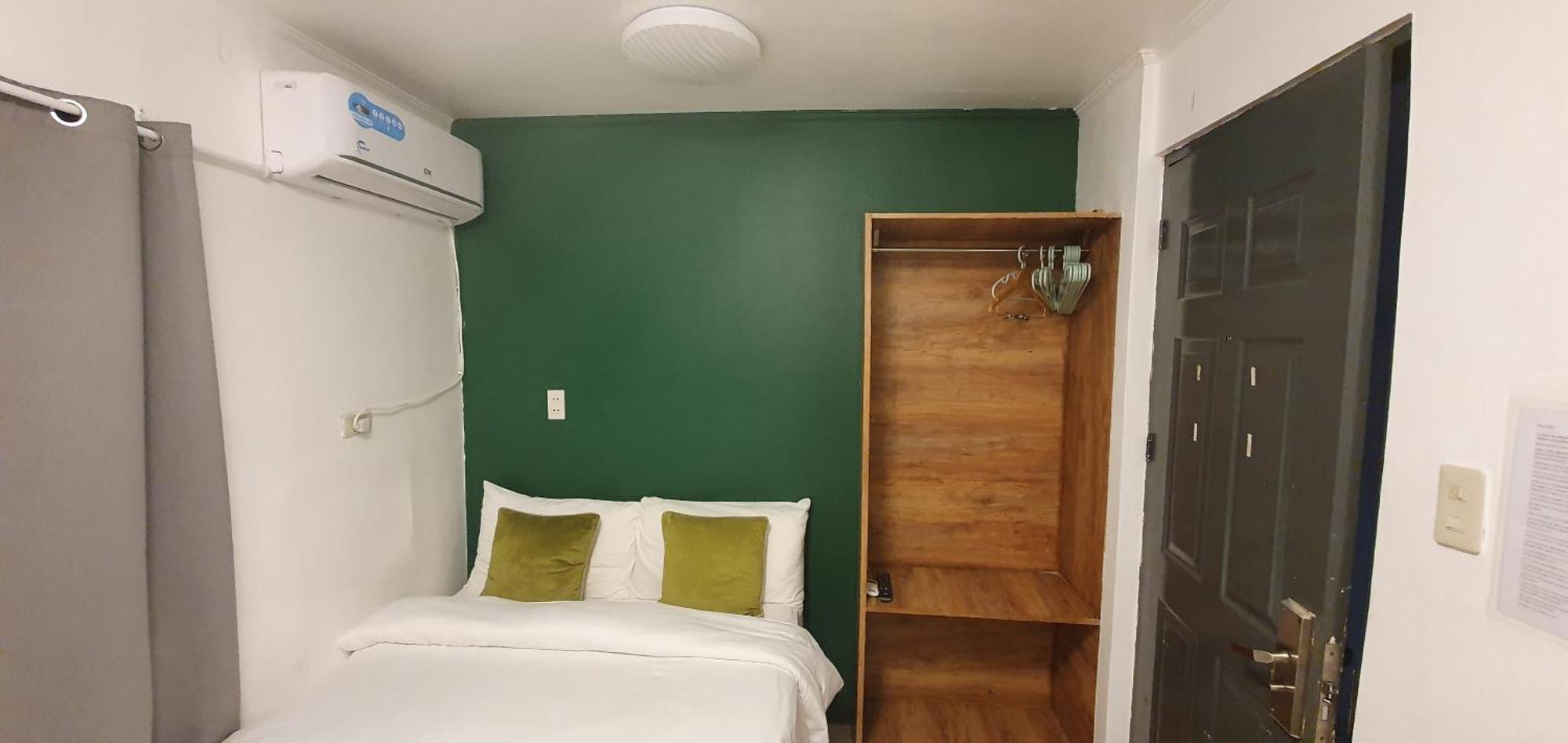 Aj Tourist Inn 科隆 外观 照片